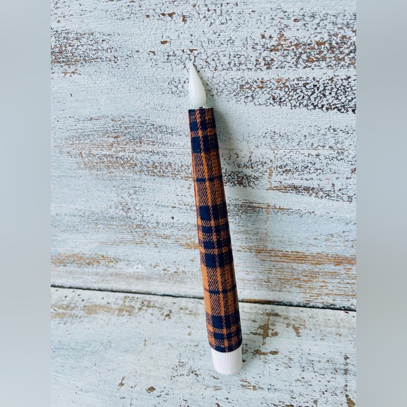 *Fall Plaid Realistic Flame LED Timer Taper - Picture 6 of 11